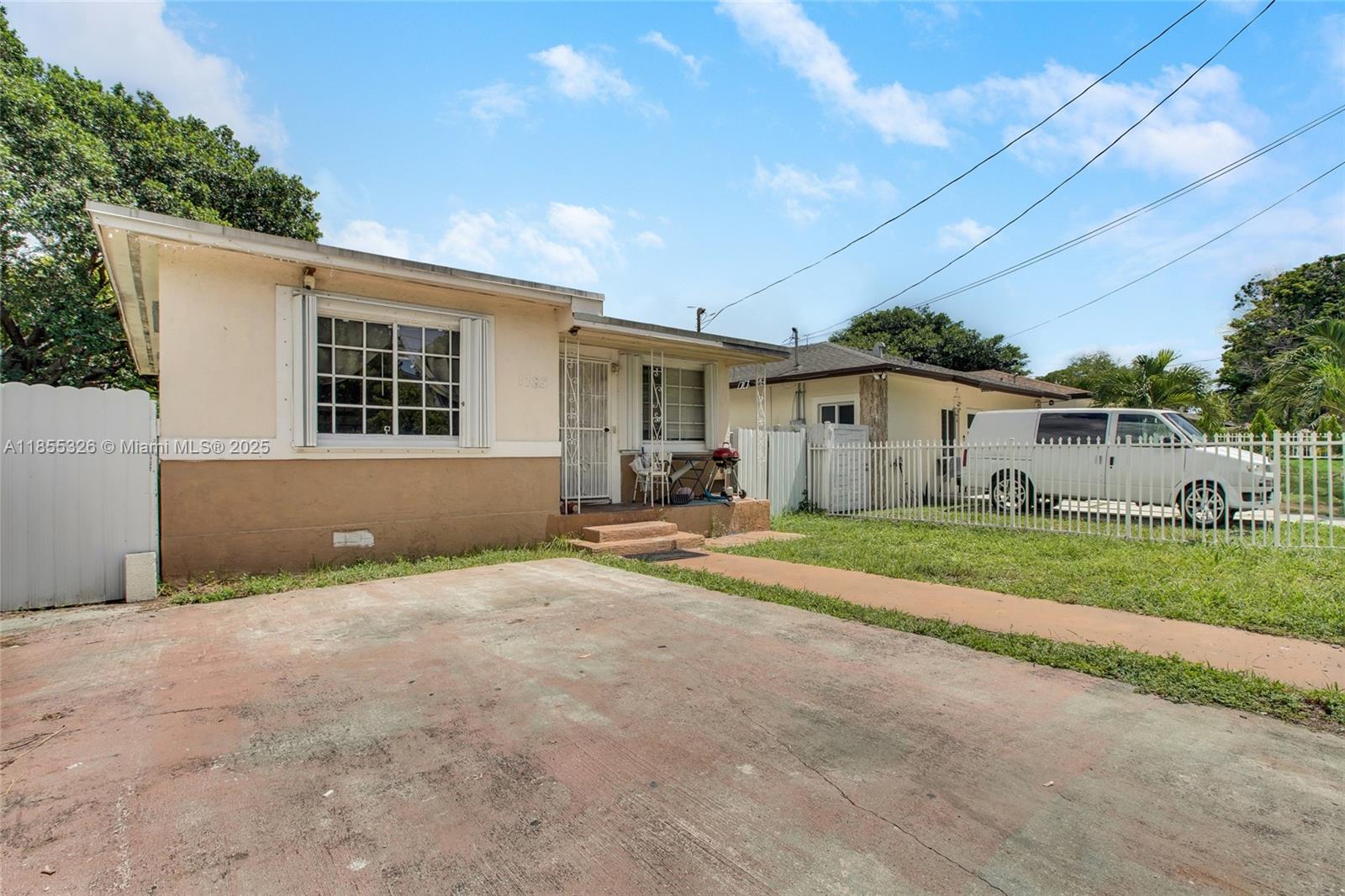 1785 NW 67th St