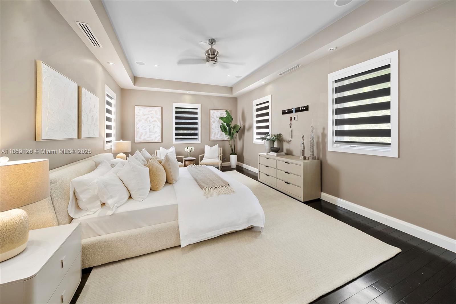5940 N Bay Rd Miami Beach, FL 33140 5940 N Bay Rd Miami Beach, FL 33140