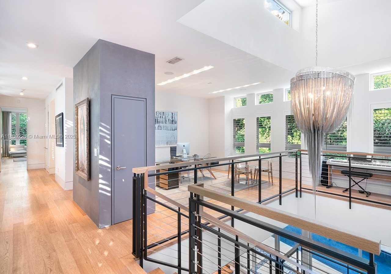 3503 Banyan Cir Coconut Grove, FL 33133