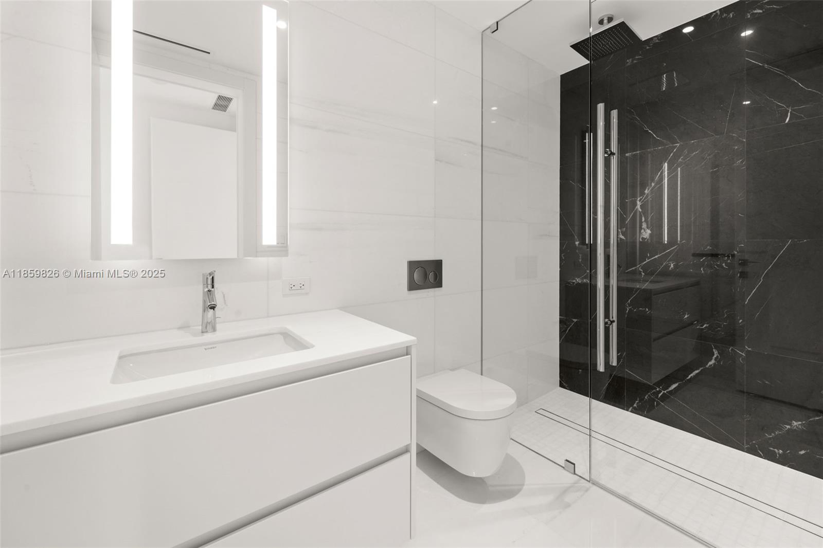 image Aston Martin Residences13