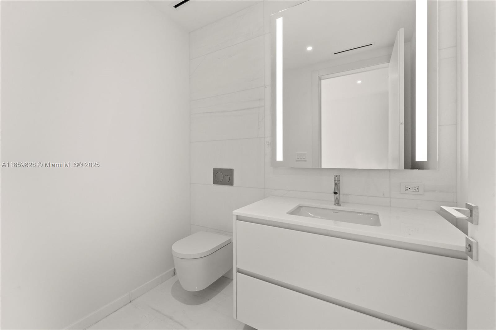 image Aston Martin Residences14