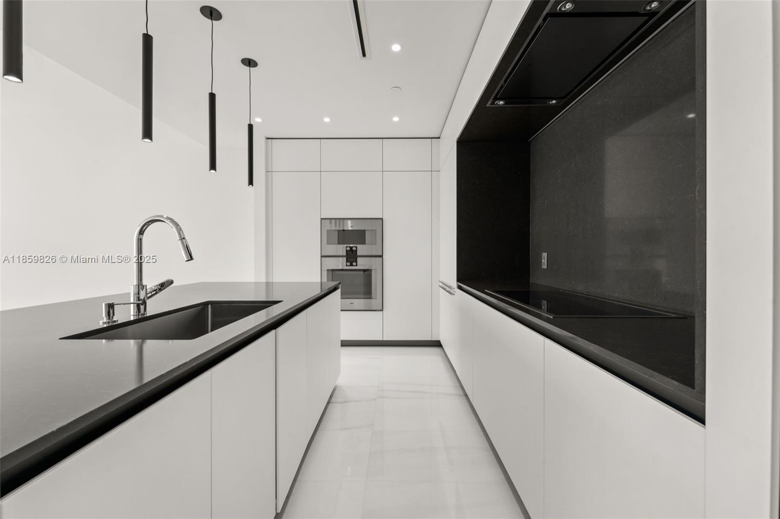 image Aston Martin Residences6