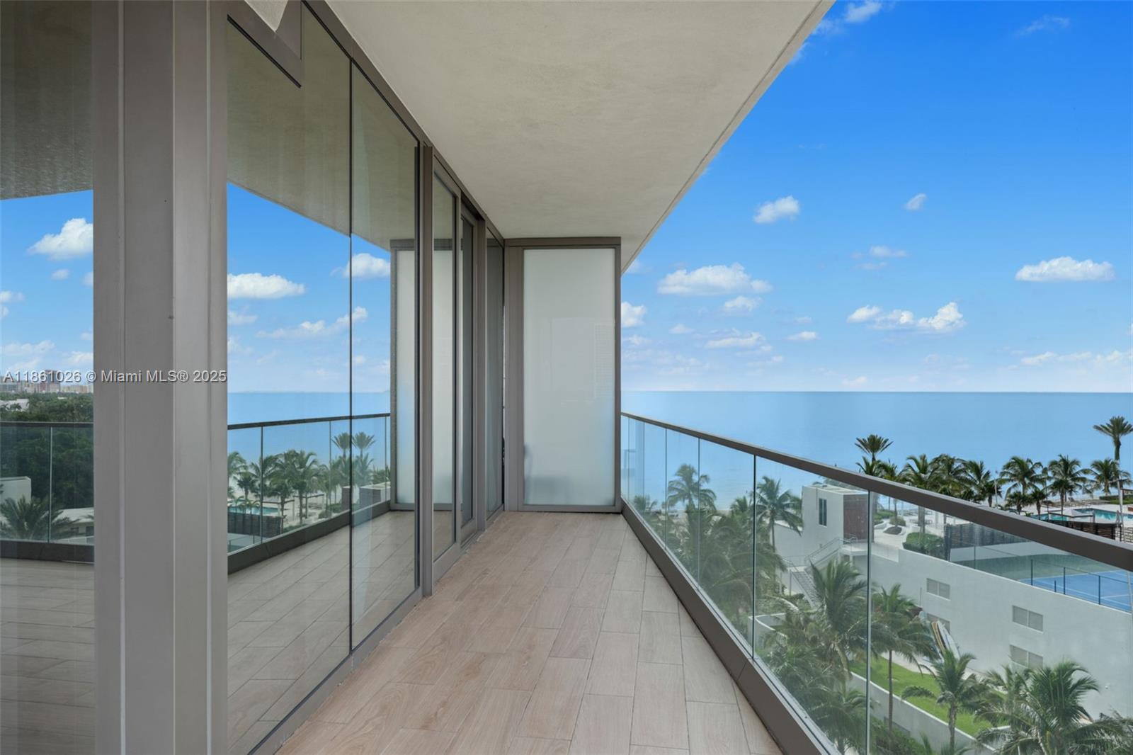 18975 Collins Ave #505