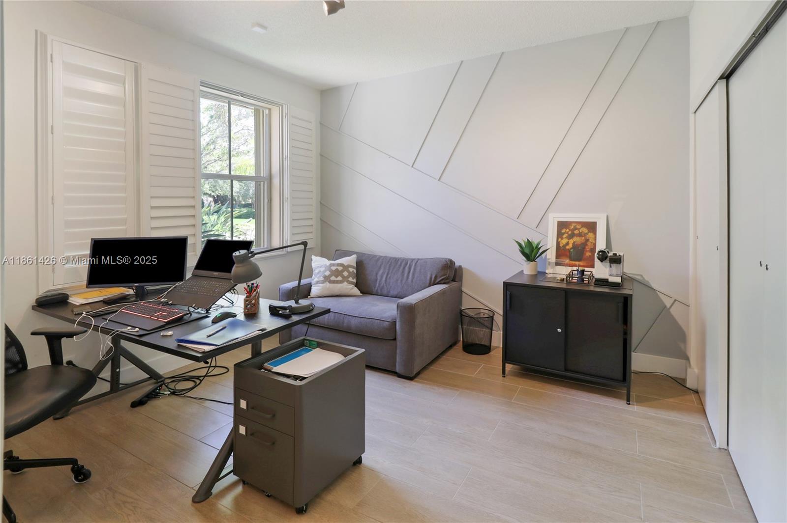 1600 Blue Jay Cir Weston, FL 33327