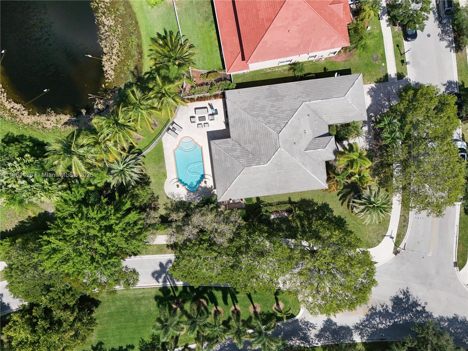 1600 Blue Jay Cir Weston, FL 33327