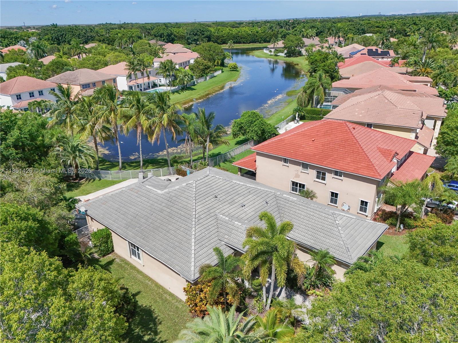 1600 Blue Jay Cir Weston, FL 33327