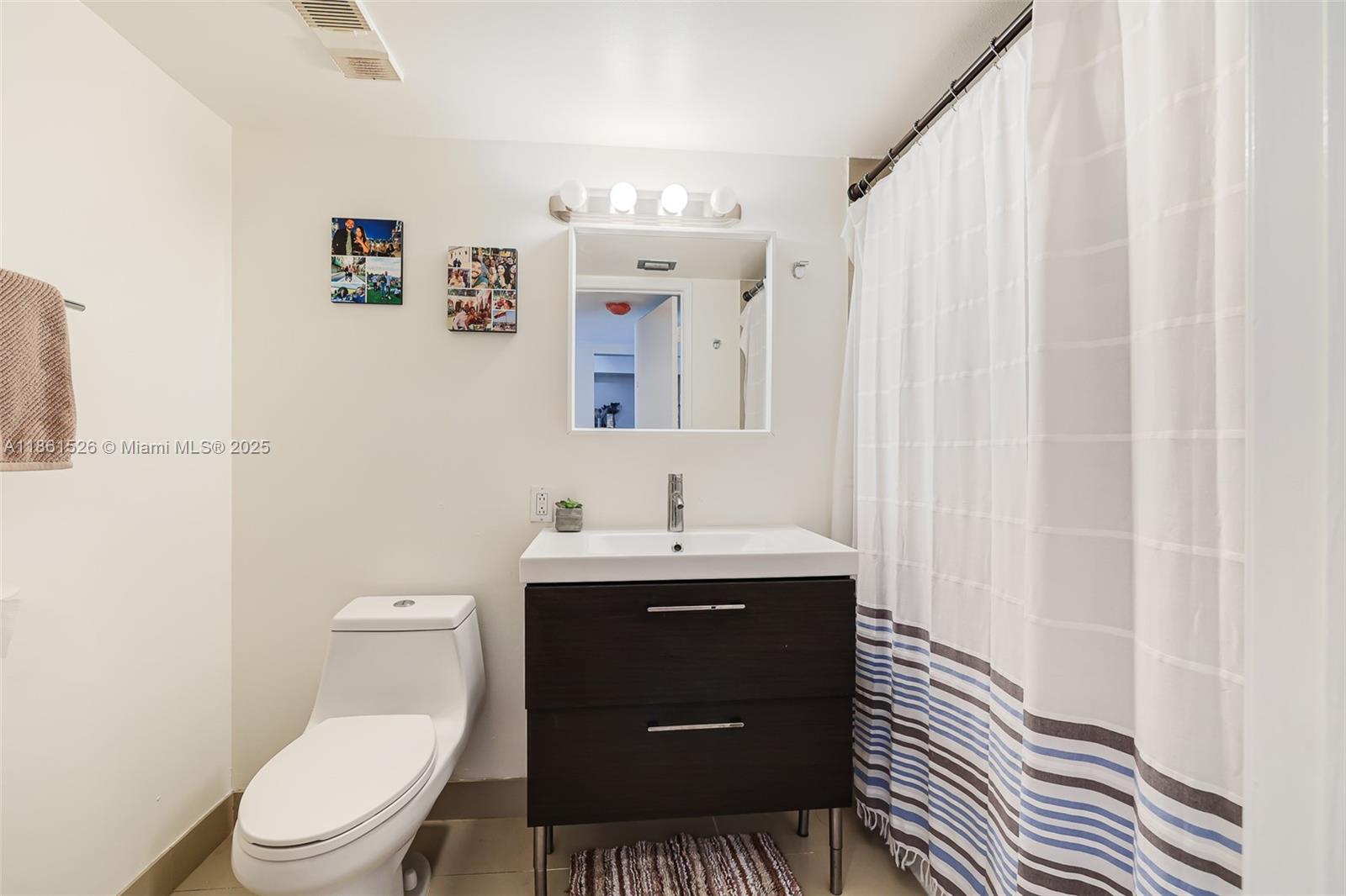 image Madison Downtown Condo13