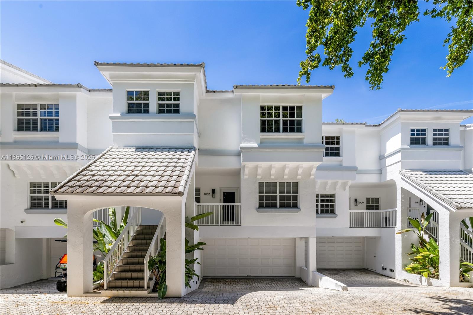 1707 E Las Olas Blvd #4