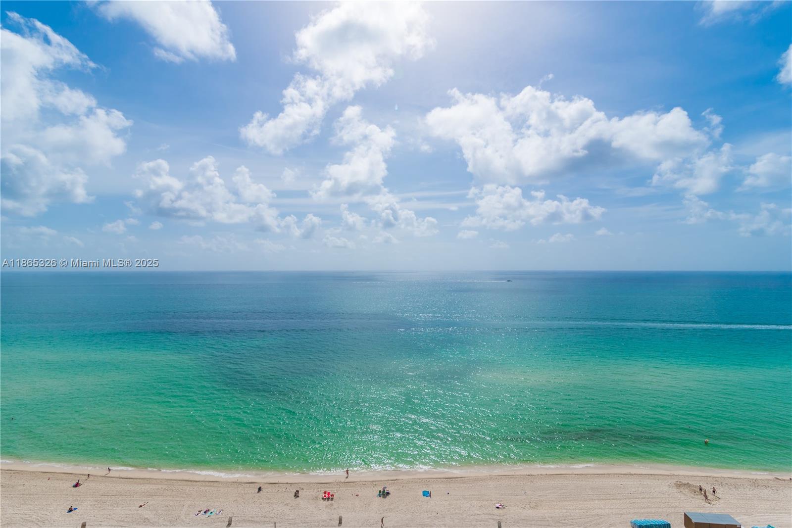image Carillon Beach14