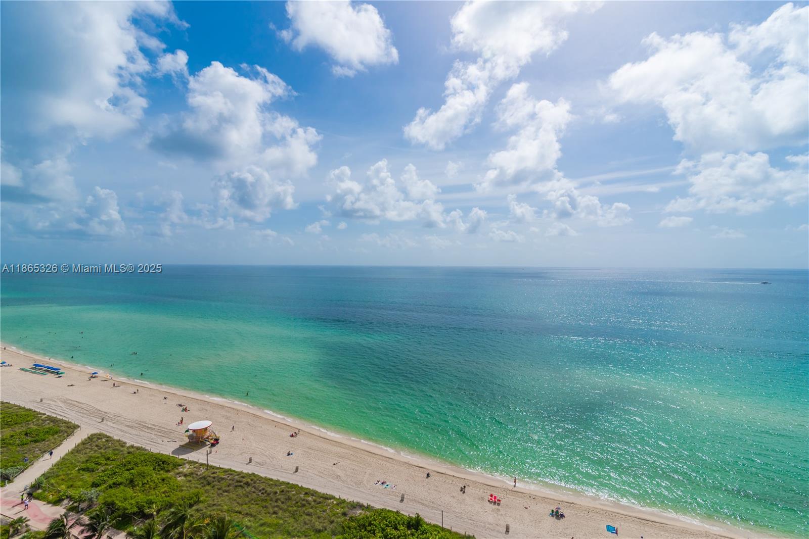 image Carillon Beach15