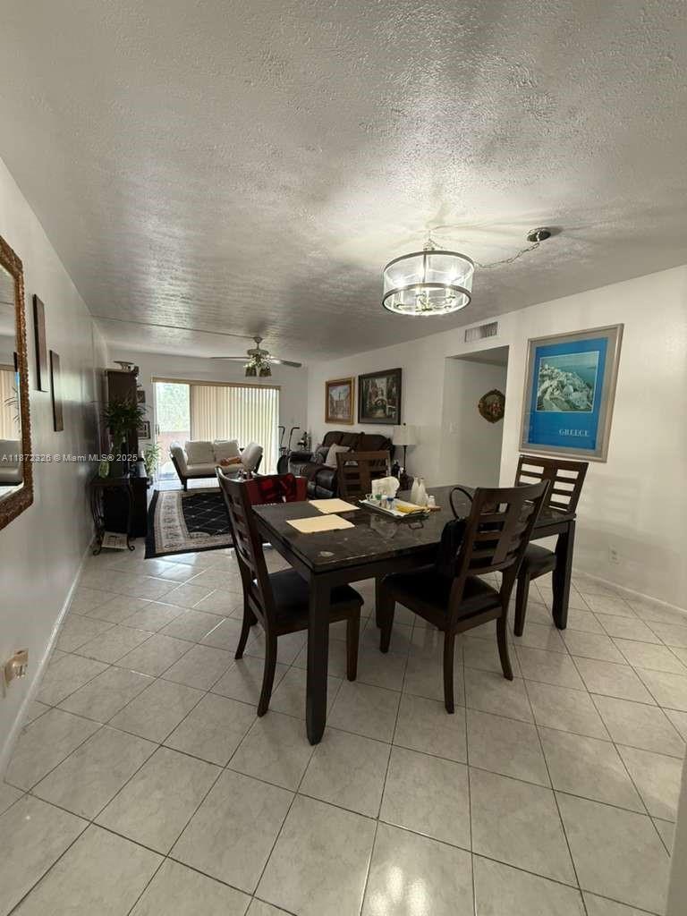 1200 Tallwood Ave #305