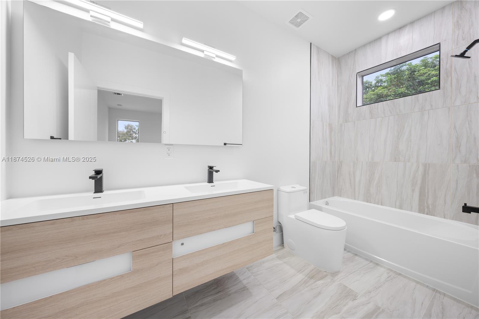 857 SW 14th Ave #A Miami, FL 33135