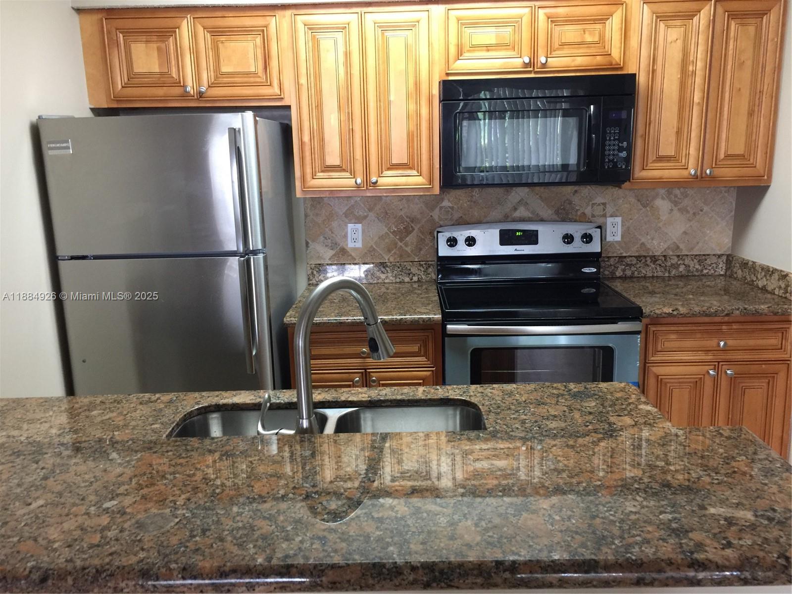 1233 SW 46th Ave #603