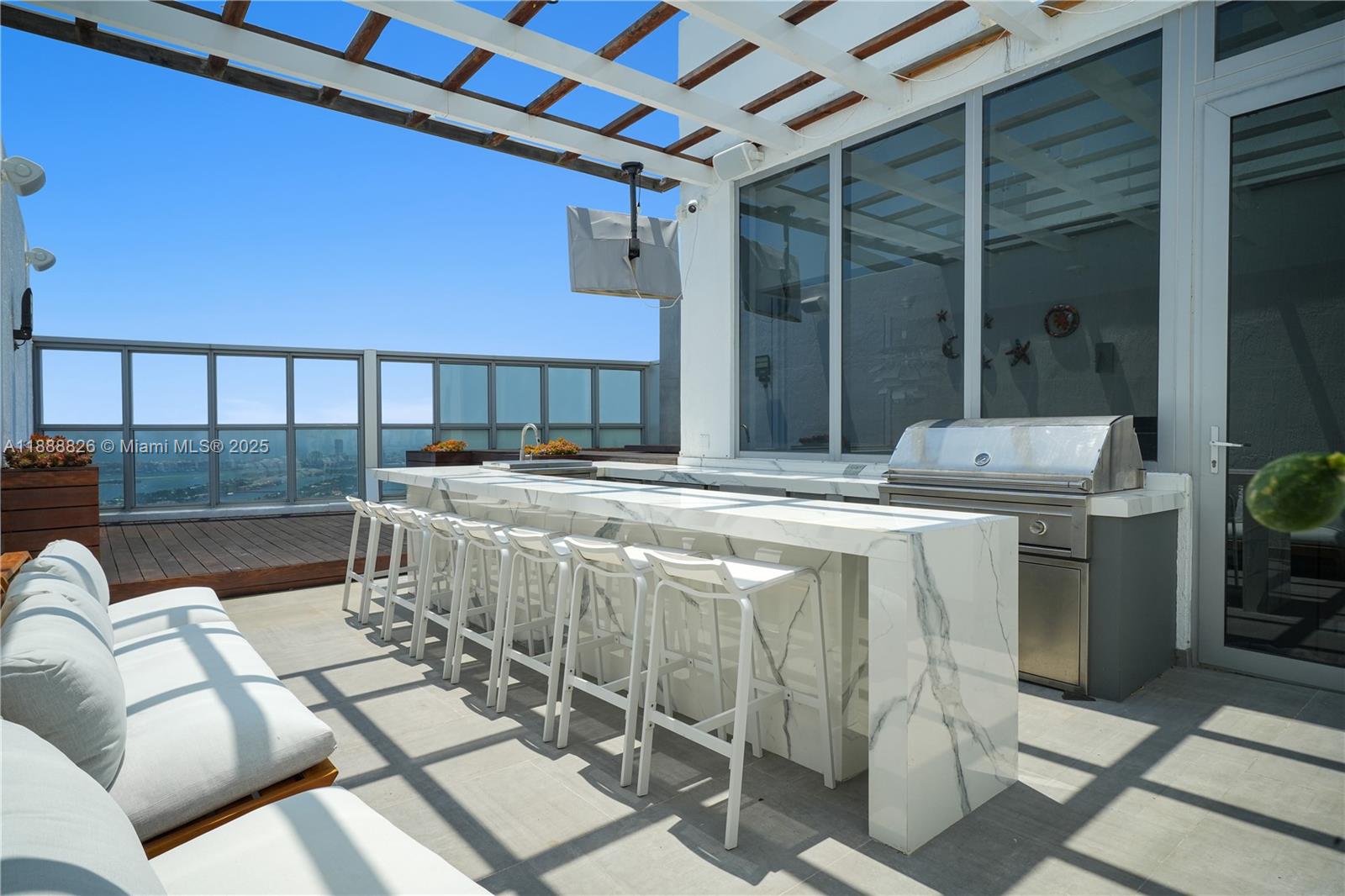 1100 Biscayne Blvd #PH6302 Miami, FL 33132