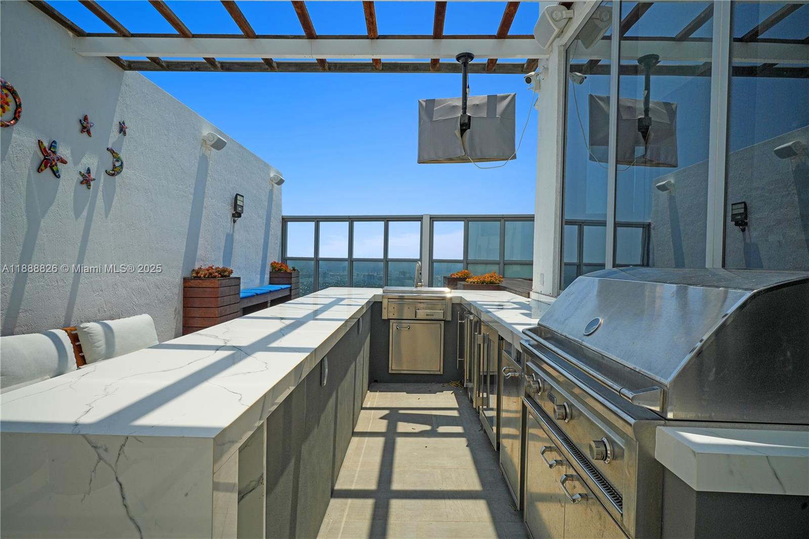 1100 Biscayne Blvd #PH6302 Miami, FL 33132