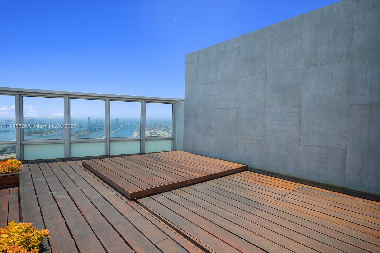 1100 Biscayne Blvd #PH6302 Miami, FL 33132