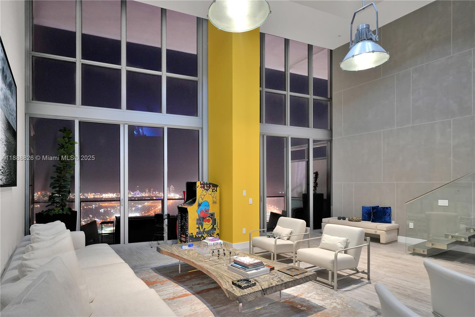 1100 Biscayne Blvd #PH6302 Miami, FL 33132