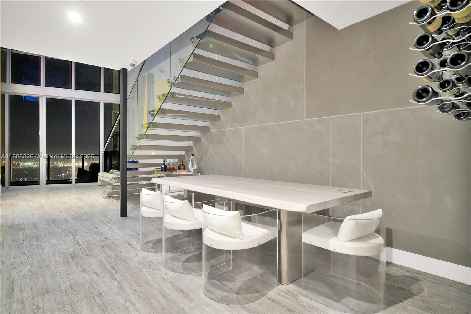 1100 Biscayne Blvd #PH6302 Miami, FL 33132