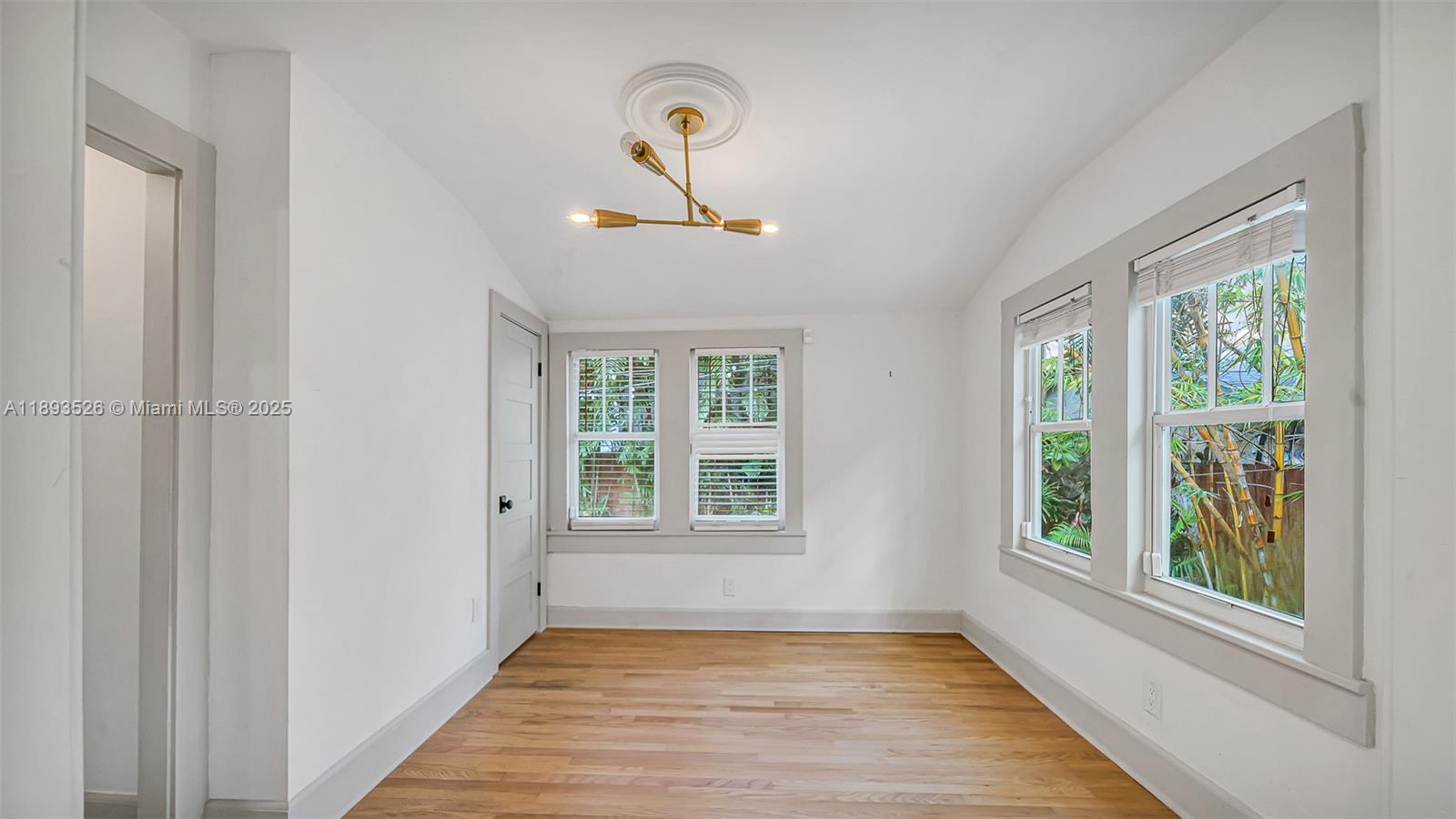 85 NE 46th St Miami, FL 33137