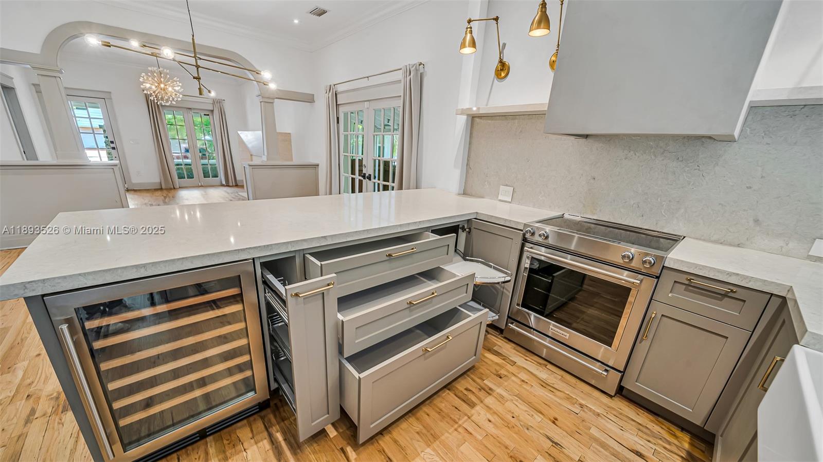 85 NE 46th St Miami, FL 33137