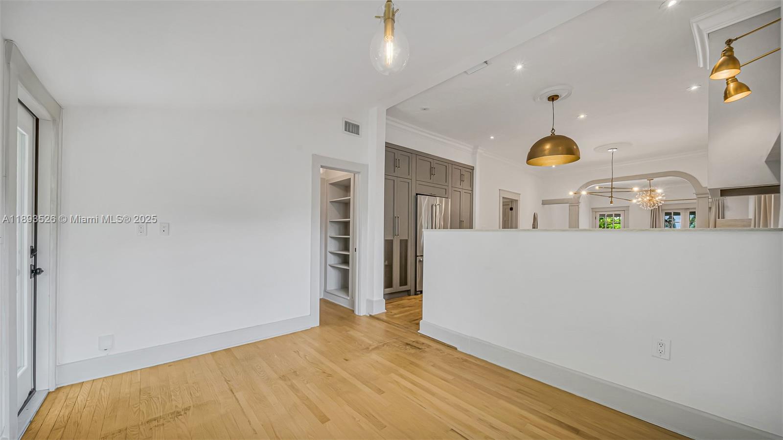 85 NE 46th St Miami, FL 33137