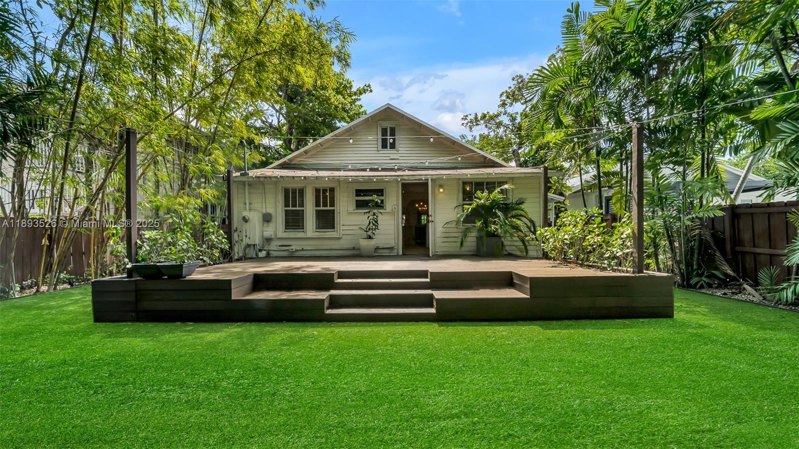 85 NE 46th St Miami, FL 33137