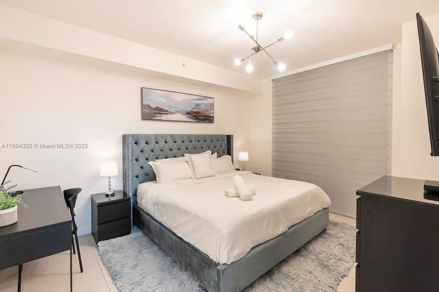 5350 nw NW 84th Ave #403 Doral, FL 33166