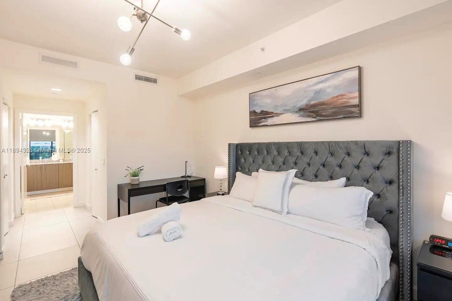 5350 nw NW 84th Ave #403 Doral, FL 33166