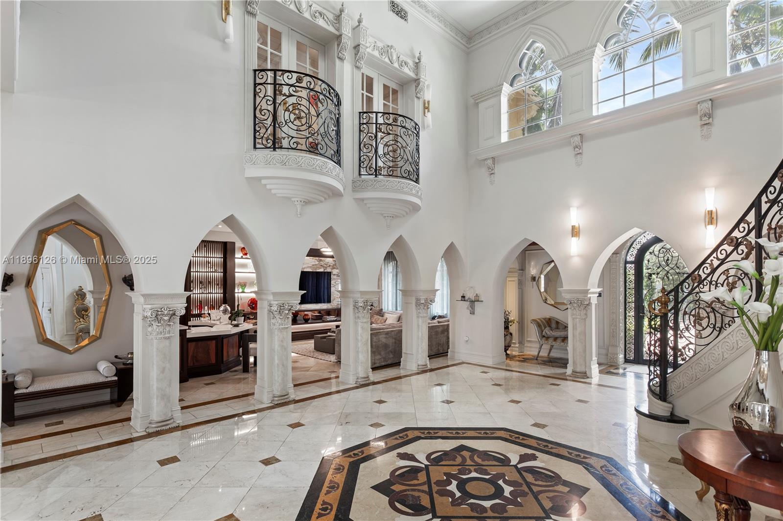 5801 Pine Tree Dr Miami Beach, FL 33140 5801 Pine Tree Dr Miami Beach, FL 33140