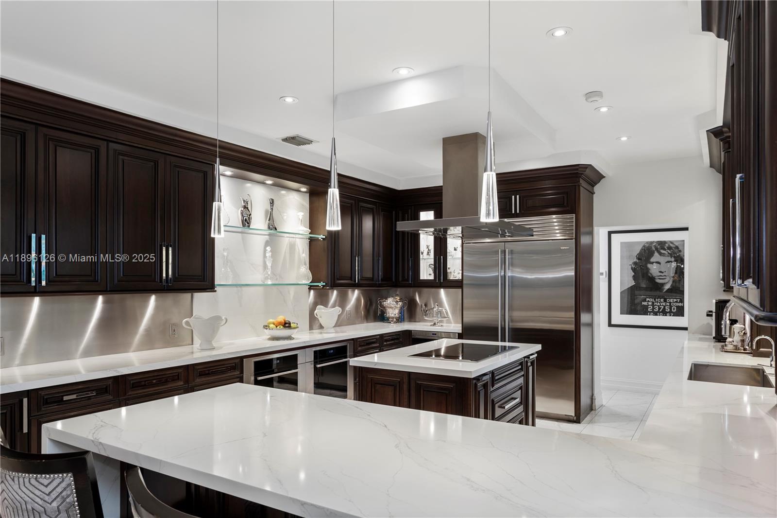 5801 Pine Tree Dr Miami Beach, FL 33140 5801 Pine Tree Dr Miami Beach, FL 33140
