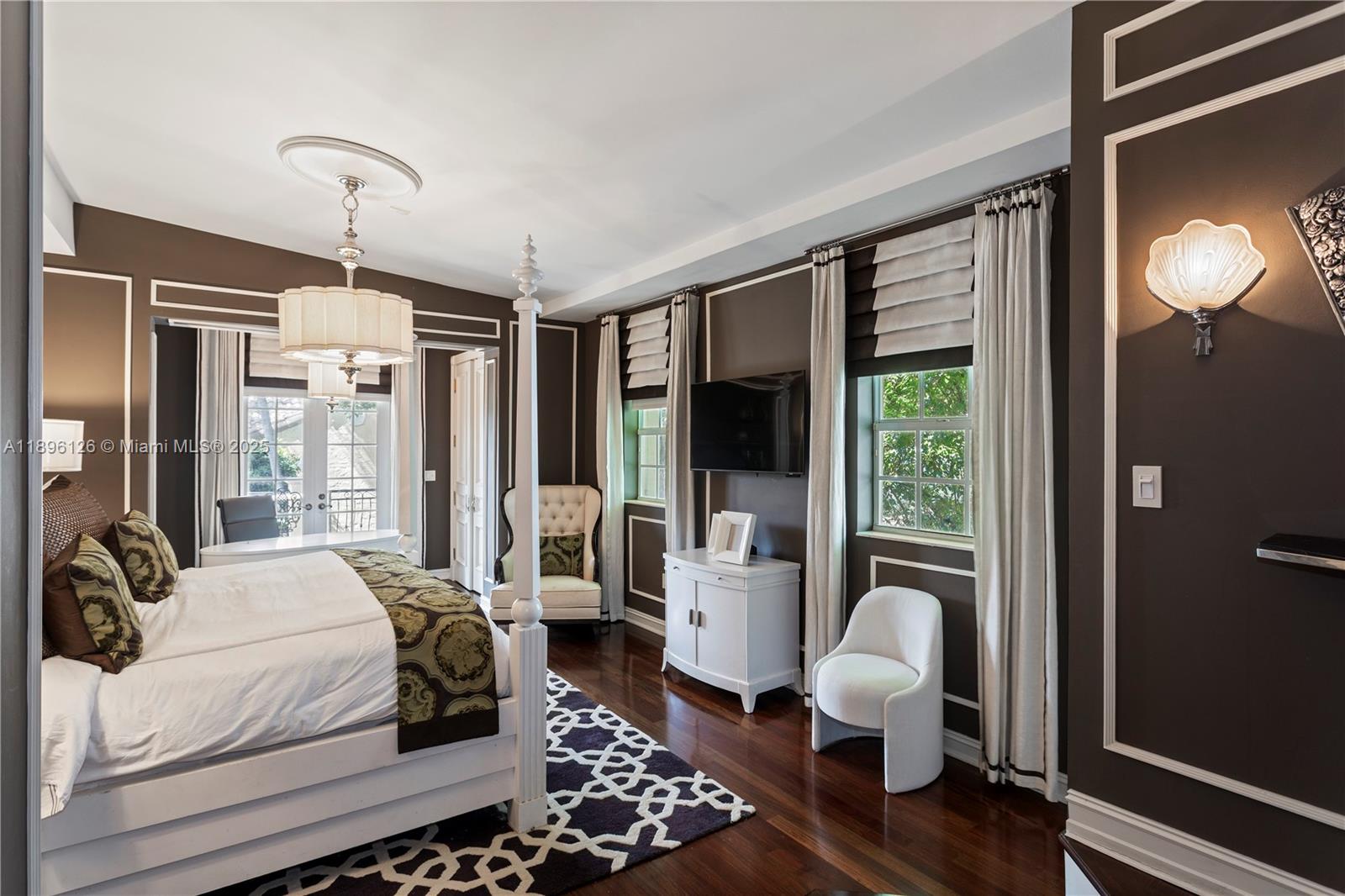 5801 Pine Tree Dr Miami Beach, FL 33140 5801 Pine Tree Dr Miami Beach, FL 33140