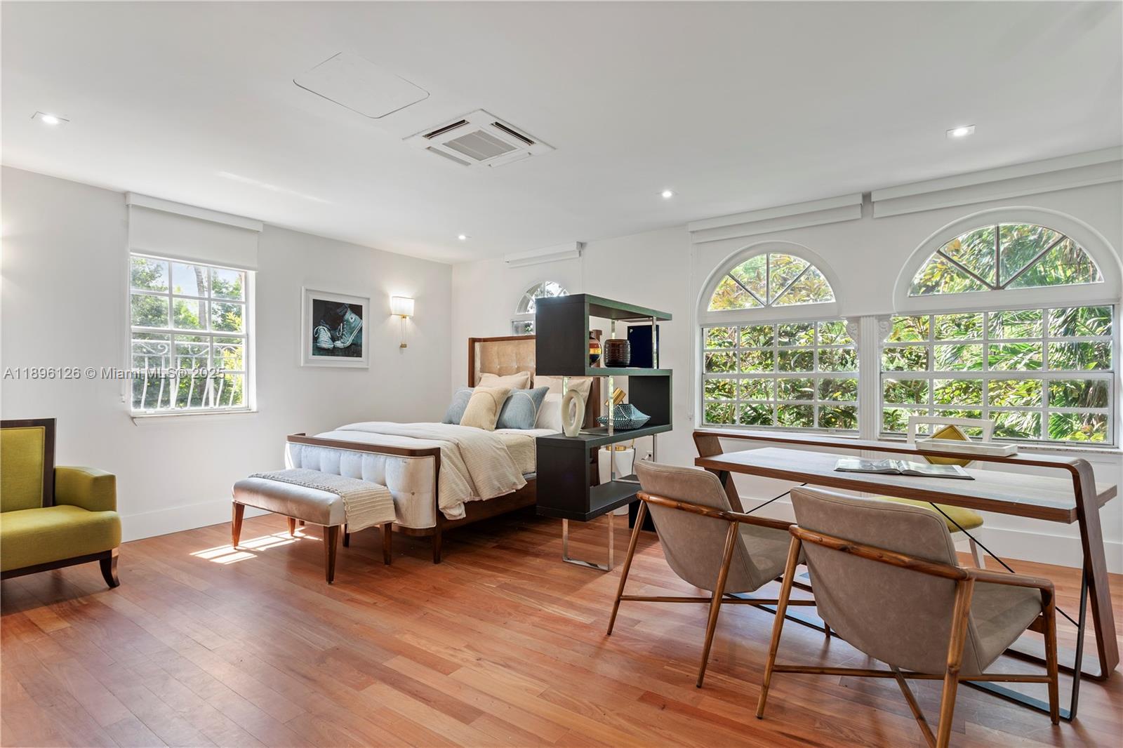 5801 Pine Tree Dr Miami Beach, FL 33140 5801 Pine Tree Dr Miami Beach, FL 33140