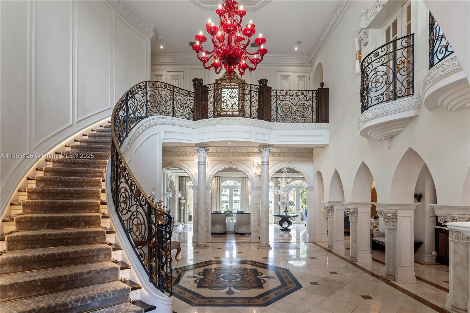 5801 Pine Tree Dr Miami Beach, FL 33140 5801 Pine Tree Dr Miami Beach, FL 33140
