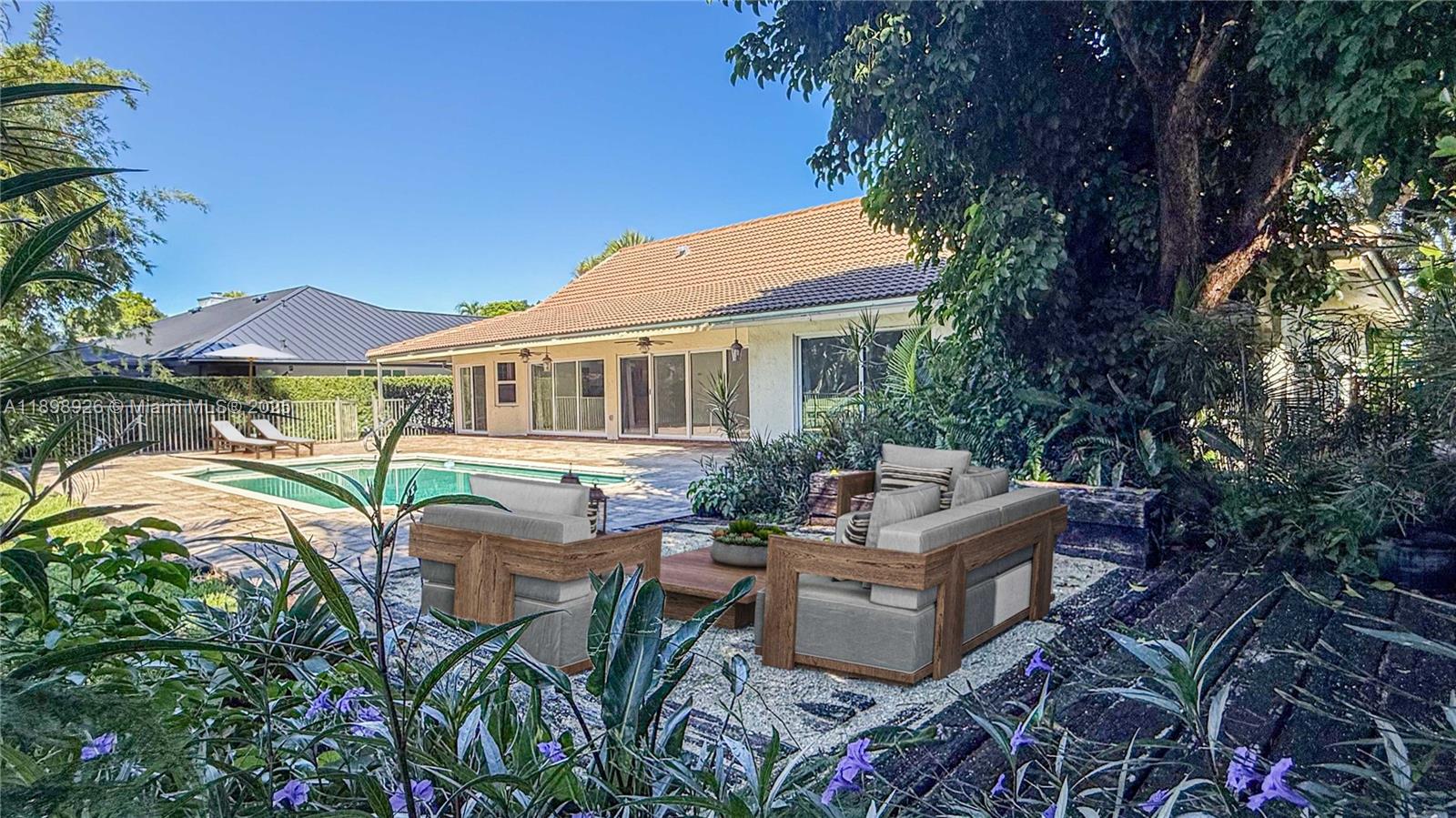 10134 Boca Woods Ln #10134 Boca Raton, FL 33428