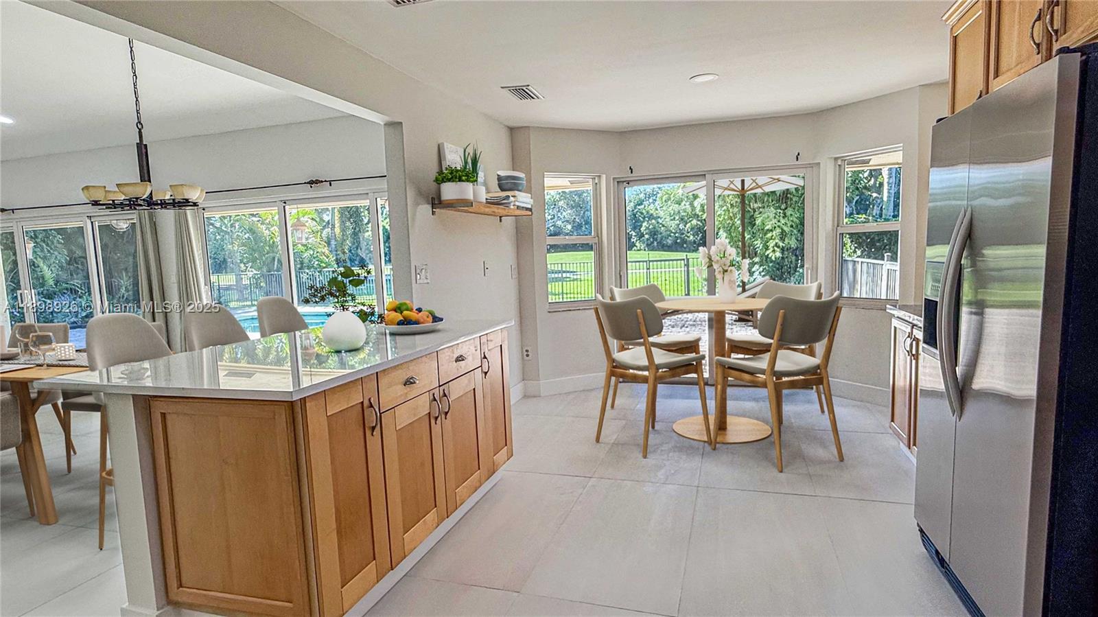 10134 Boca Woods Ln #10134 Boca Raton, FL 33428