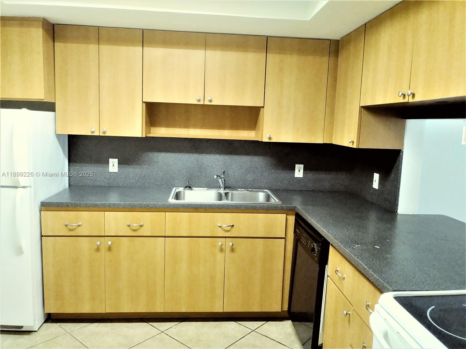 16701 NE 14th Ave #206