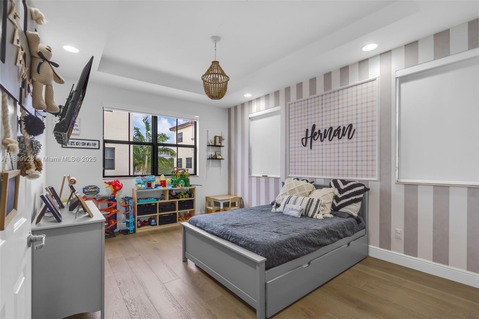 8449 NW 51st Ter Doral, FL 33166