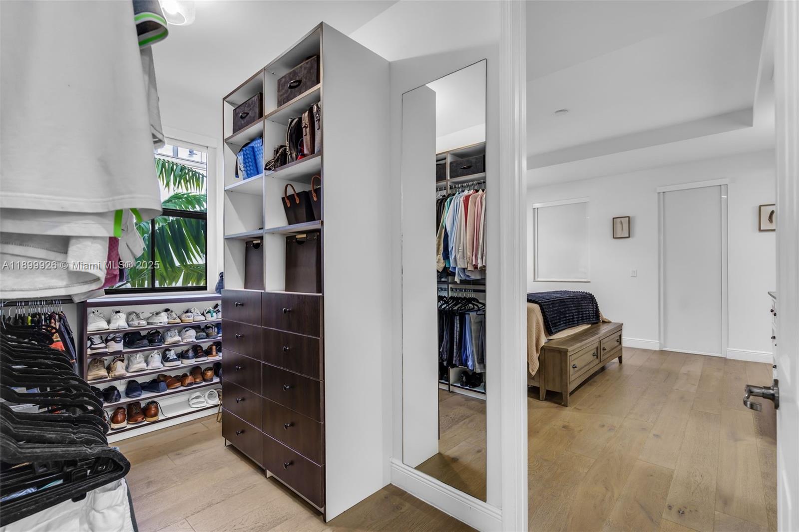 8449 NW 51st Ter Doral, FL 33166