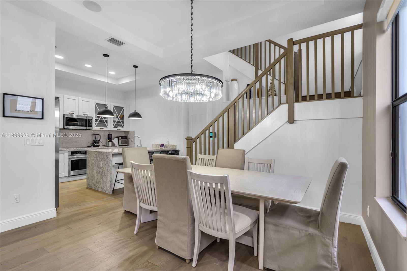 8449 NW 51st Ter Doral, FL 33166