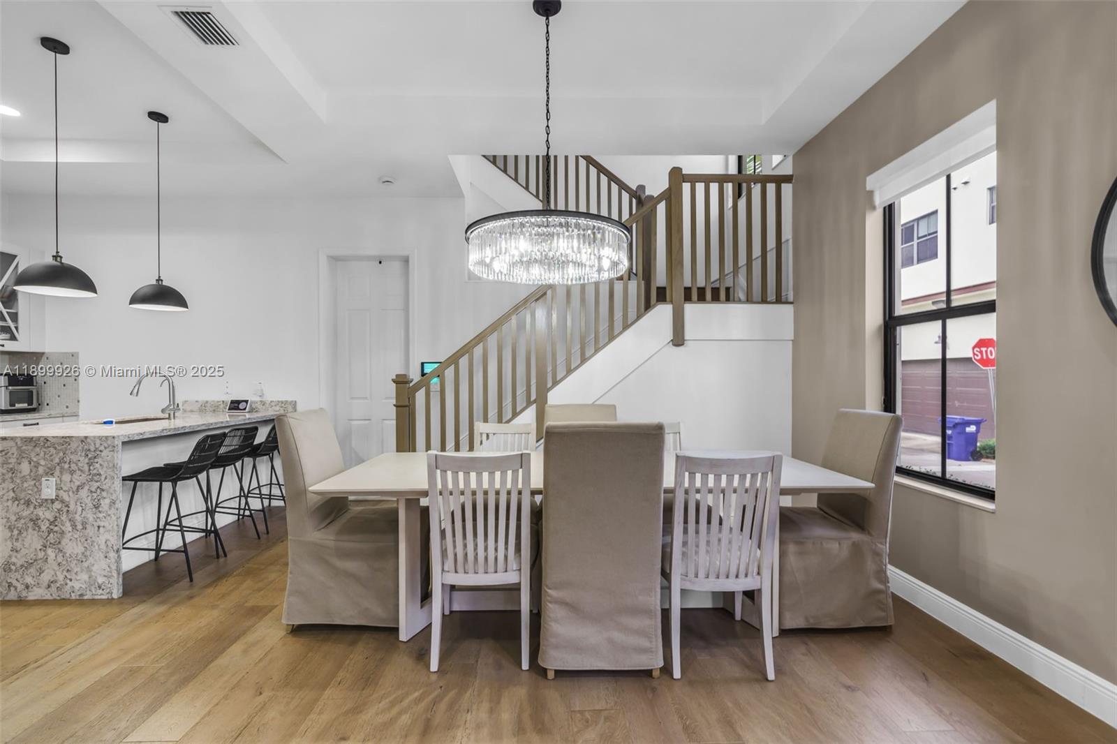 8449 NW 51st Ter Doral, FL 33166