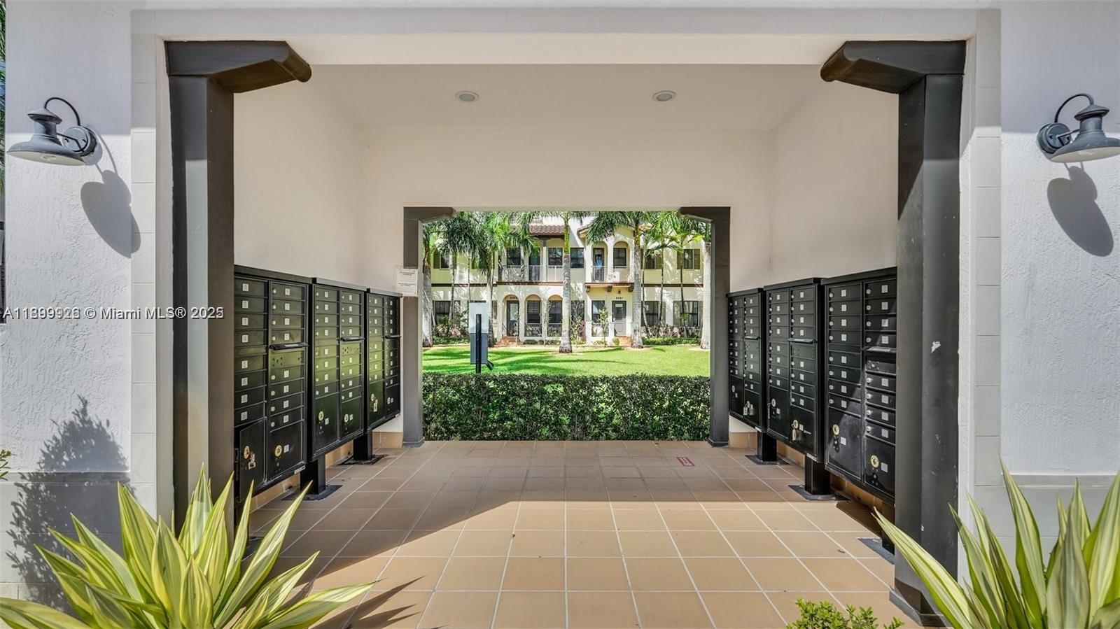 8449 NW 51st Ter Doral, FL 33166