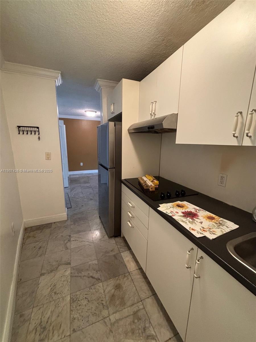 520 NE 38th St #8 Miami, FL 33137