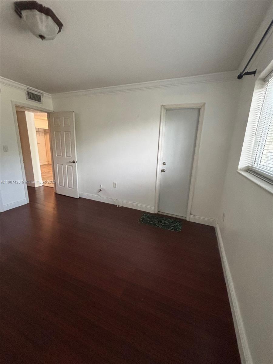 520 NE 38th St #8 Miami, FL 33137