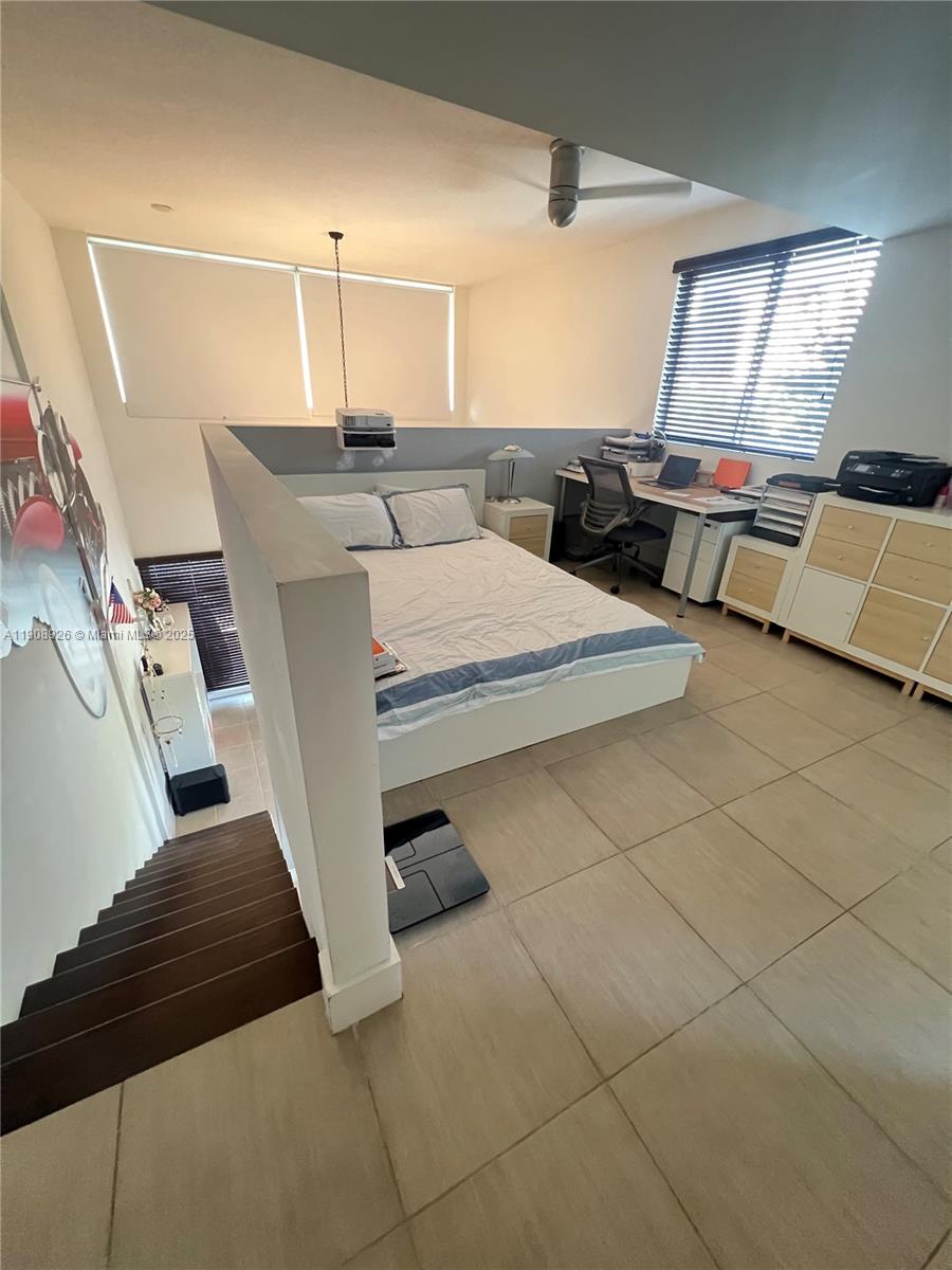 498 SW 2nd St #201 Miami, FL 33130