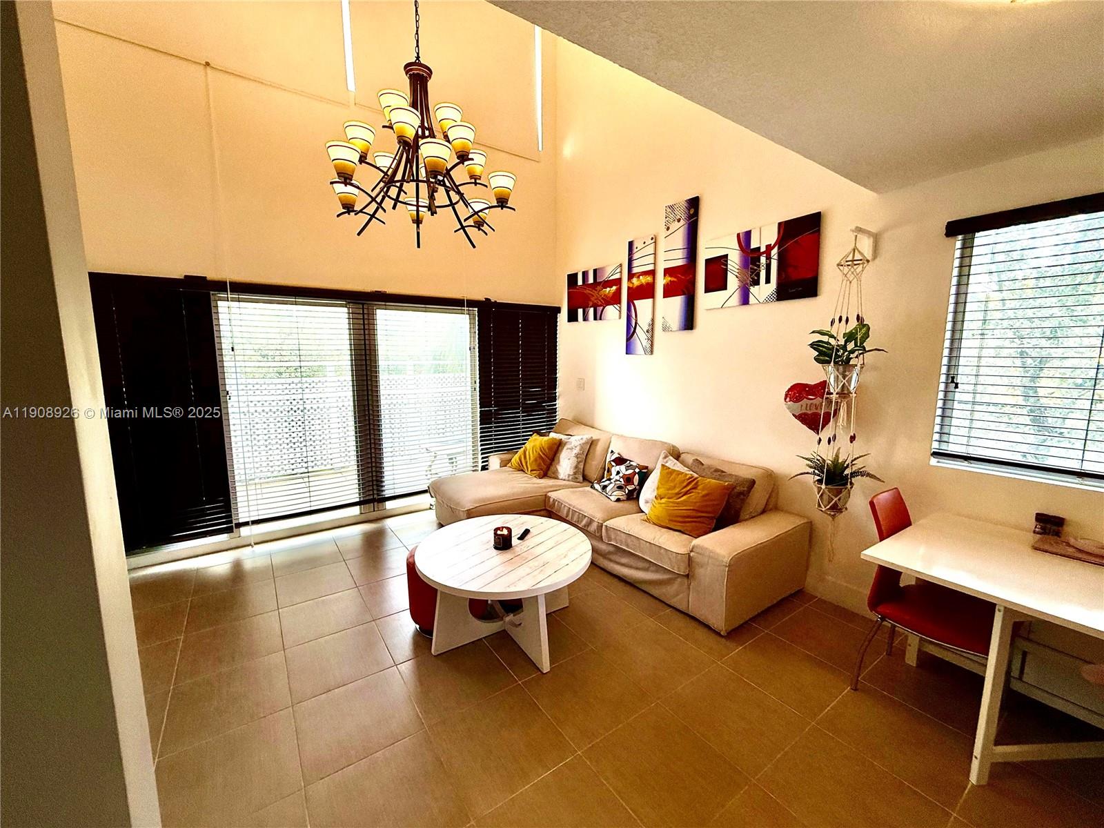 498 SW 2nd St #201 Miami, FL 33130