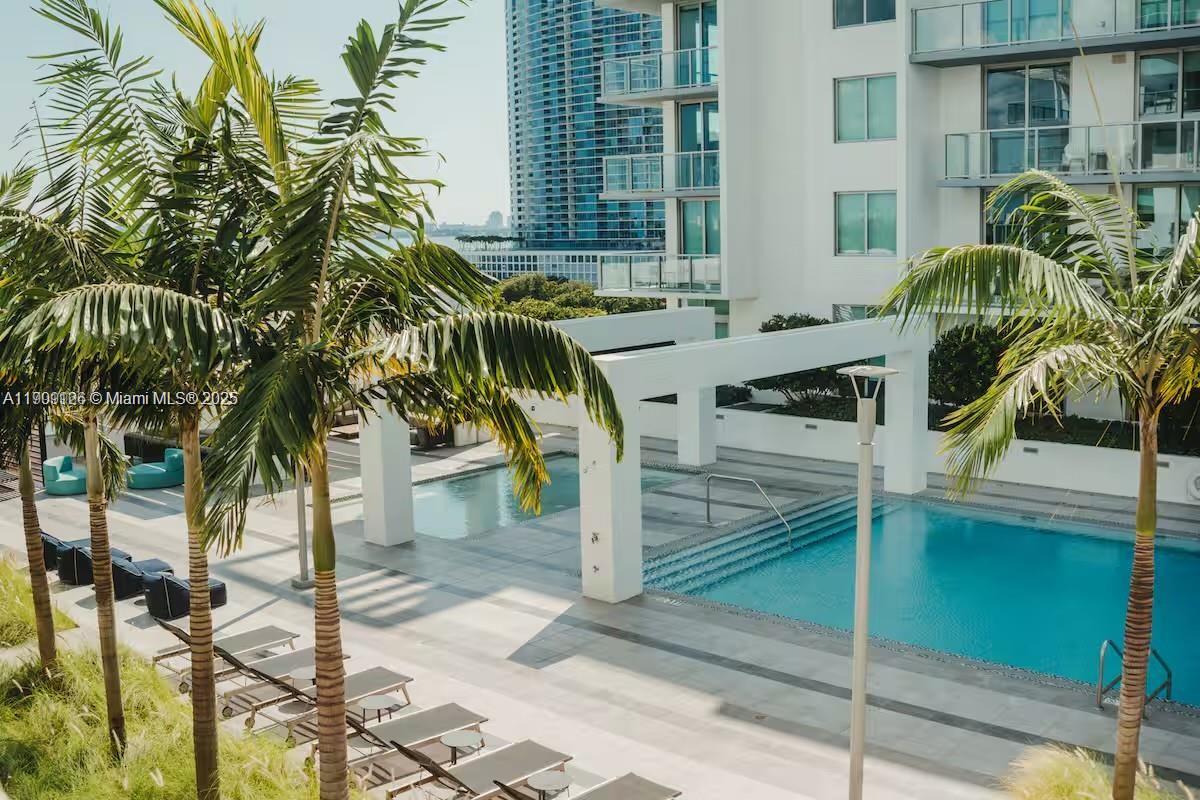 image Quadro Condo27