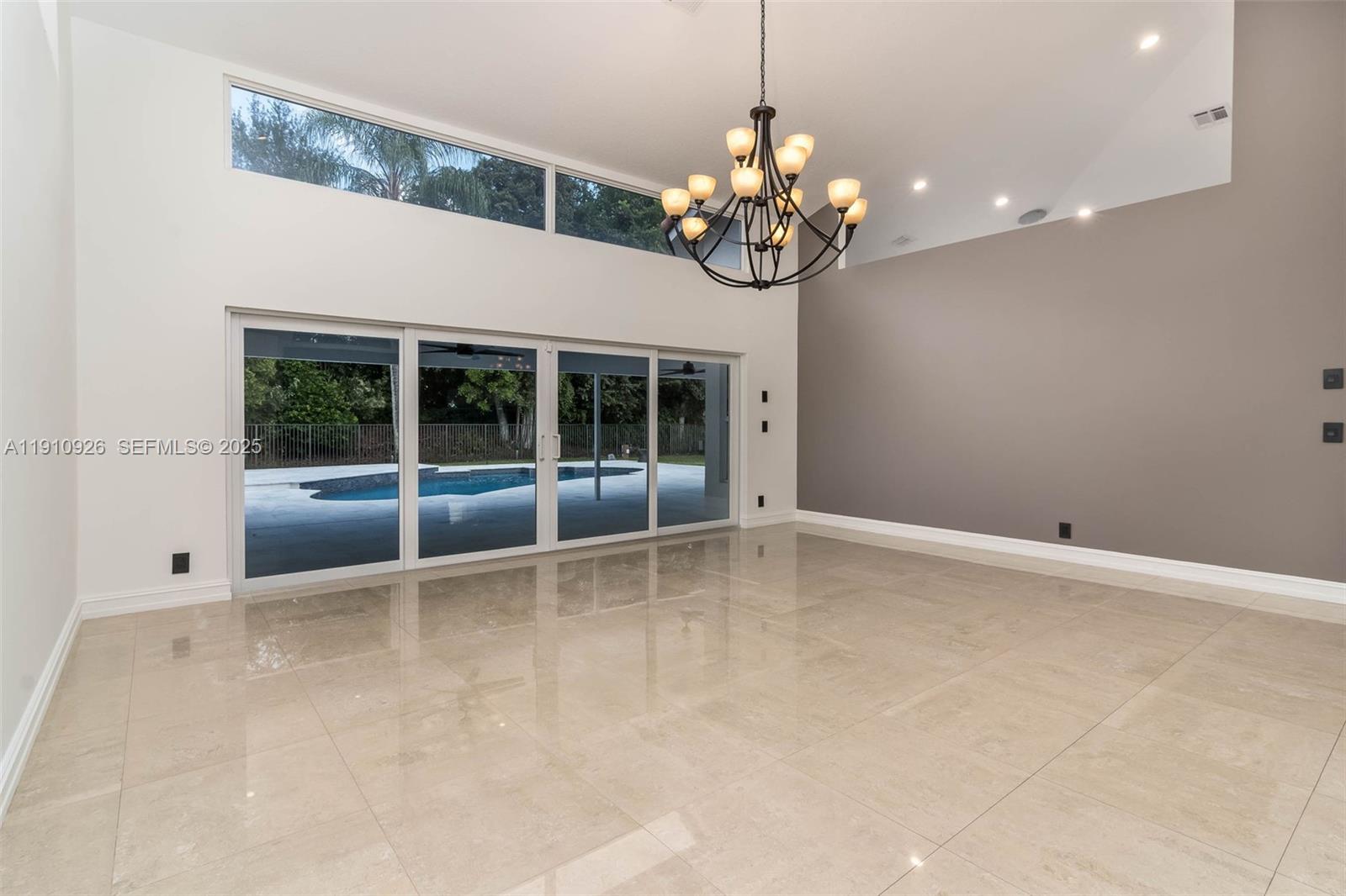 1222 Manor Ct Weston, FL 33326