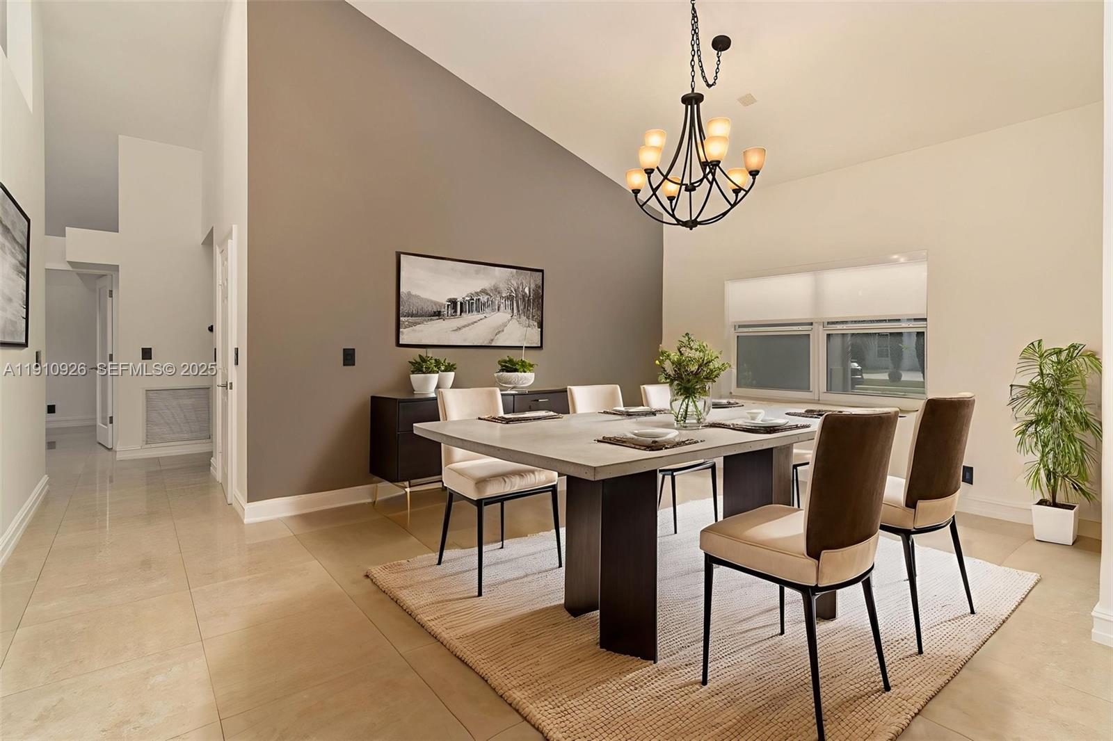 1222 Manor Ct Weston, FL 33326