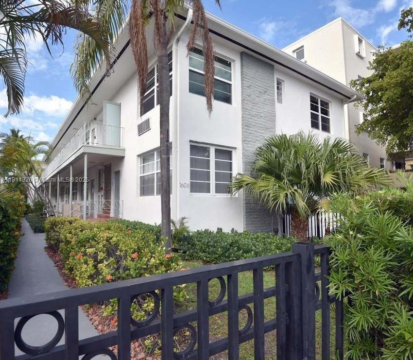 1606 Jefferson Ave #6