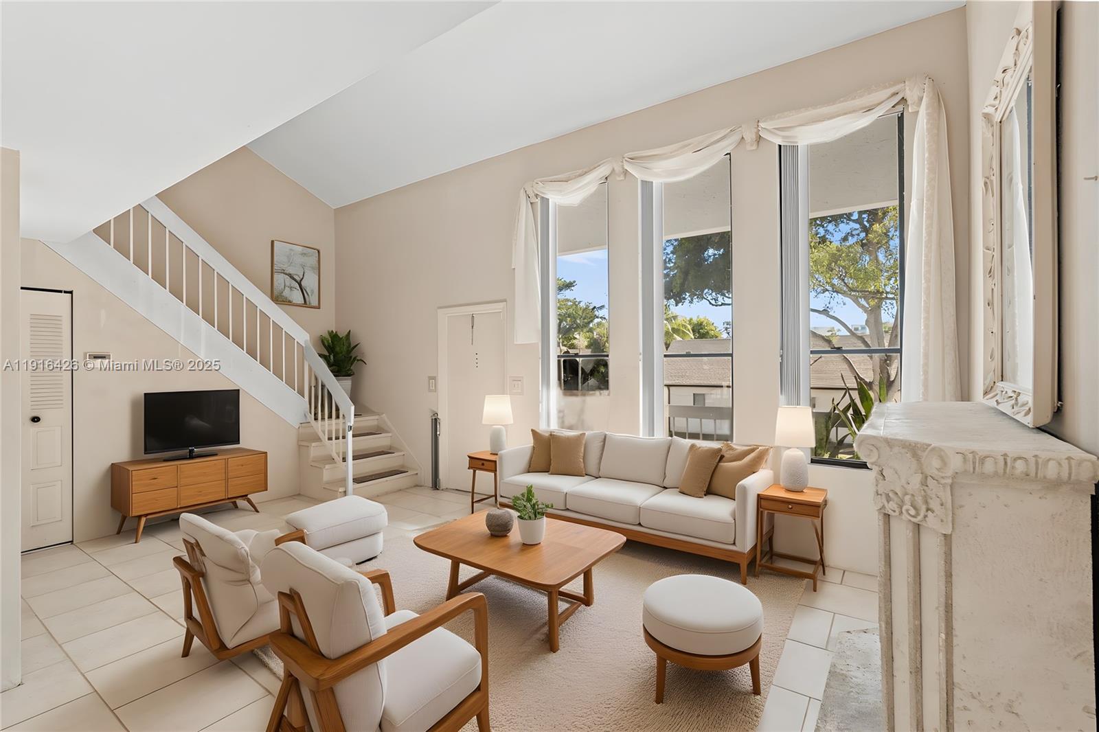 559 N University Dr #39